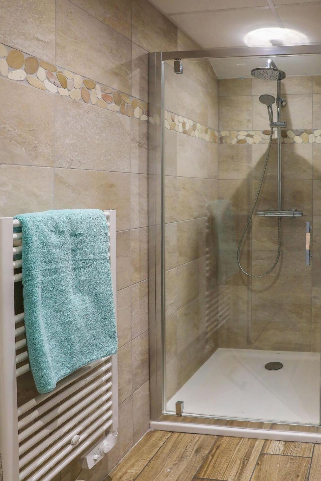 Hotel O Chiroulet Bagnères-de-Bigorre Værelse billede